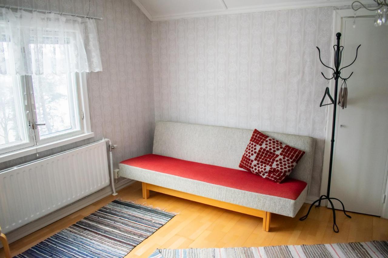 Saarijaerven Ruustinna Oy ซาริแยร์วี ภายนอก รูปภาพ